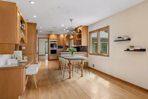 8817 Westmoreland Lane Saint Louis Park MN 55426