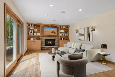 8817 Westmoreland Lane Saint Louis Park MN 55426