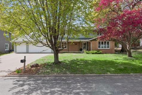 8817 Westmoreland Lane Saint Louis Park MN 55426