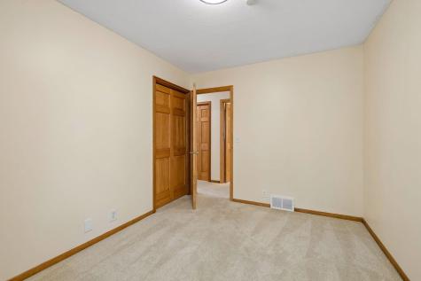 8817 Westmoreland Lane Saint Louis Park MN 55426