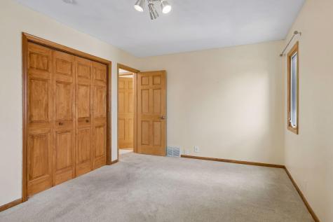 8817 Westmoreland Lane Saint Louis Park MN 55426