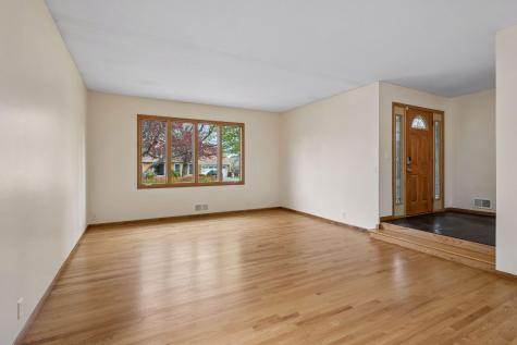 8817 Westmoreland Lane Saint Louis Park MN 55426