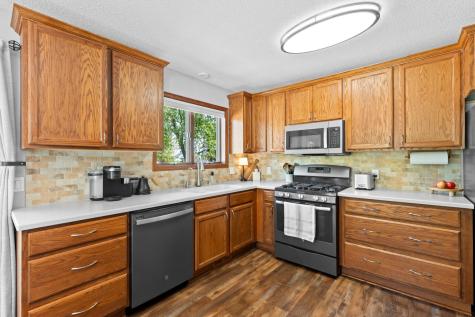 414 9th Avenue NW Byron MN 55920