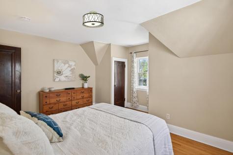 2103 Saint Clair Avenue Saint Paul MN 55105