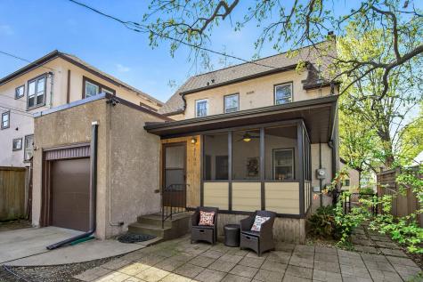 2103 Saint Clair Avenue Saint Paul MN 55105