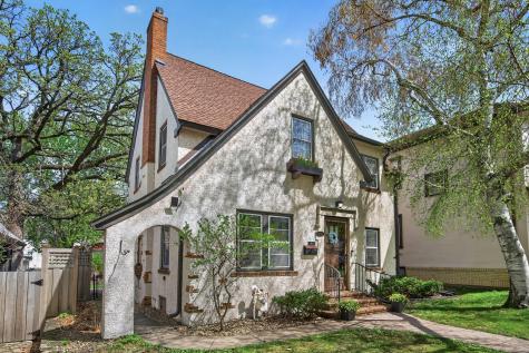 2103 Saint Clair Avenue Saint Paul MN 55105