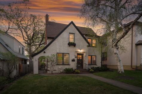 2103 Saint Clair Avenue Saint Paul MN 55105