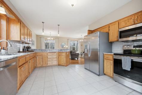 5041 Marigold Avenue N Brooklyn Park MN 55443