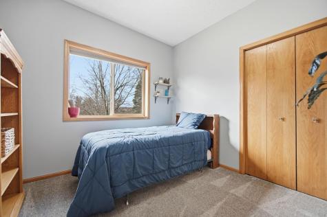 5041 Marigold Avenue N Brooklyn Park MN 55443