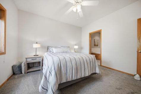 5041 Marigold Avenue N Brooklyn Park MN 55443