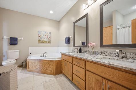 5041 Marigold Avenue N Brooklyn Park MN 55443