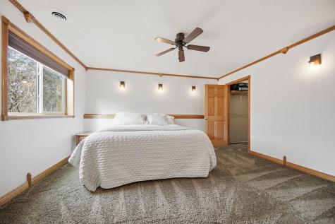 5041 Marigold Avenue N Brooklyn Park MN 55443