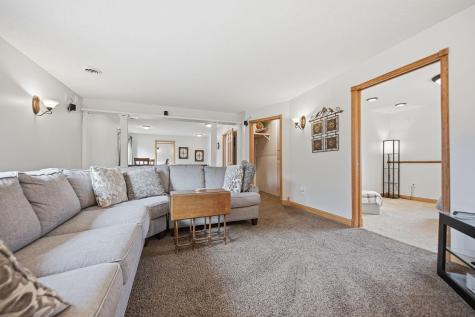 5041 Marigold Avenue N Brooklyn Park MN 55443