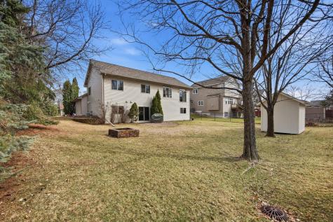 5041 Marigold Avenue N Brooklyn Park MN 55443