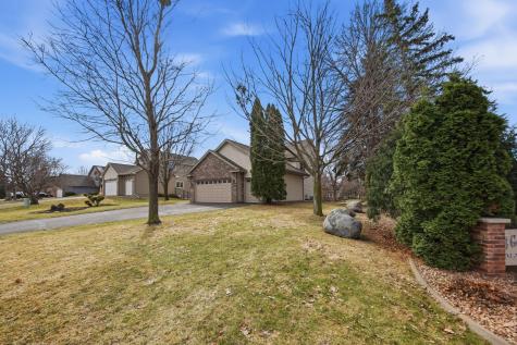 5041 Marigold Avenue N Brooklyn Park MN 55443