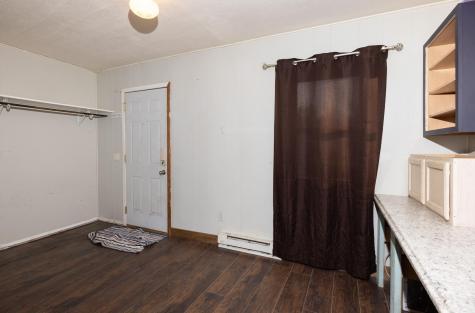 222 6th Street NE Hillsboro ND 58045