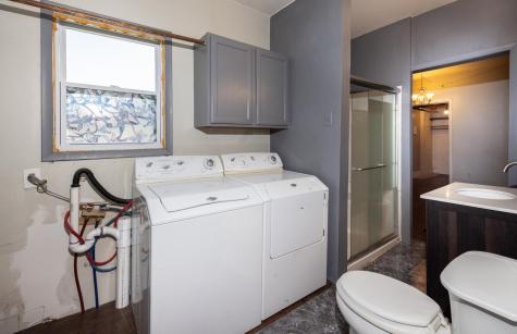 222 6th Street NE Hillsboro ND 58045