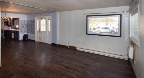 222 6th Street NE Hillsboro ND 58045
