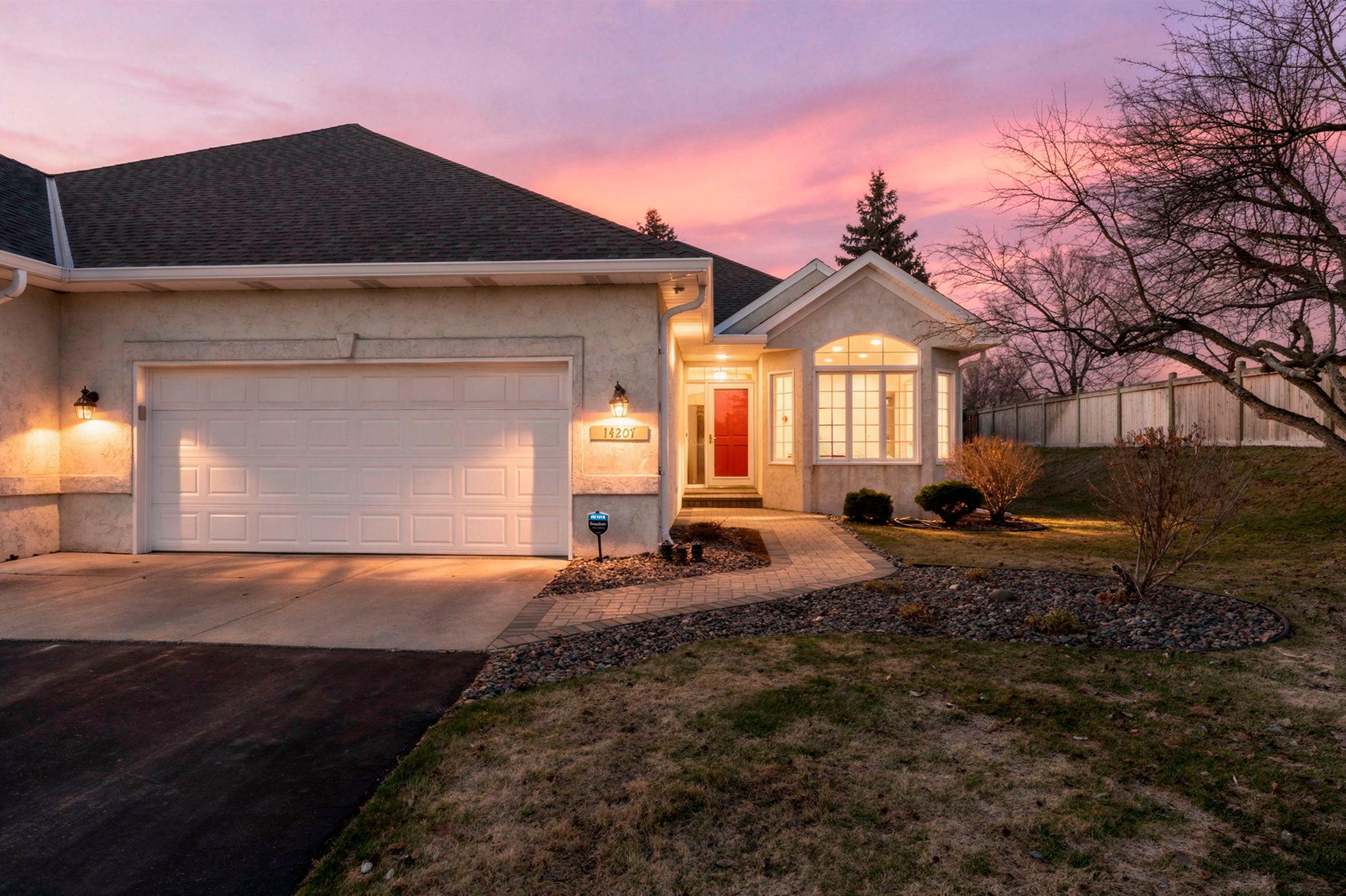 14207 41st Avenue N Plymouth MN 55446