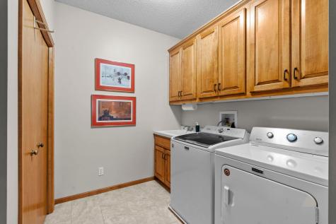 14207 41st Avenue N Plymouth MN 55446