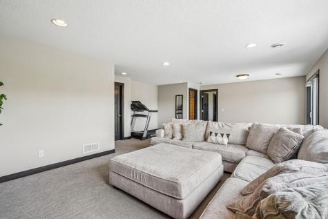 8674 Bison Avenue Monticello MN 55362