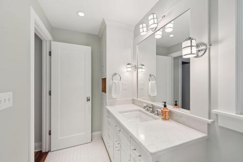 132 Summit Avenue Center City MN 55012