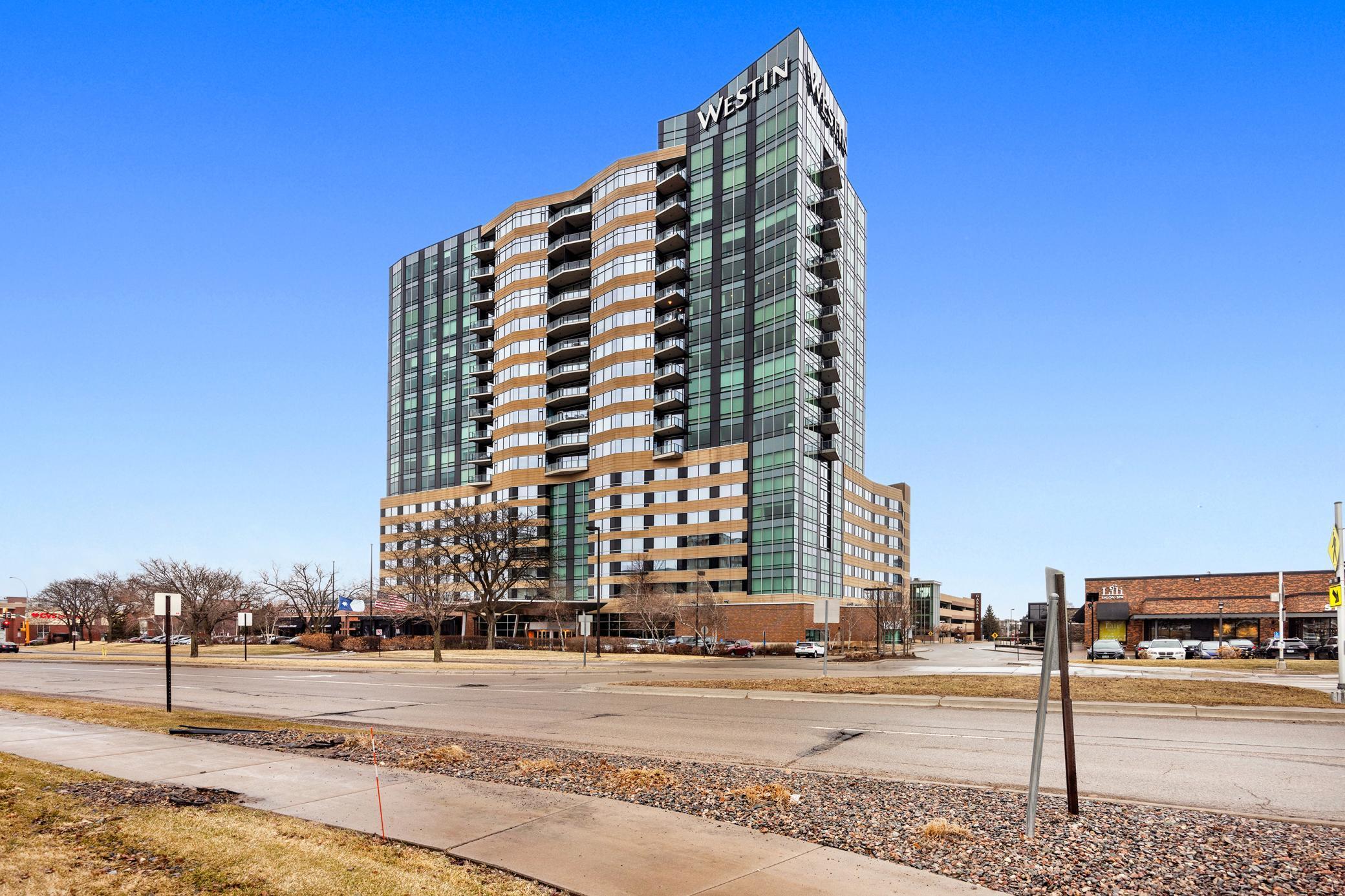 3209 Galleria Edina MN 55435