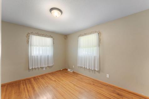 5812 Boone Avenue N New Hope MN 55428