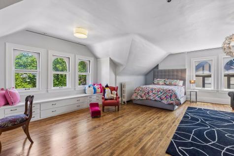 1918 Humboldt Avenue S Minneapolis MN 55403