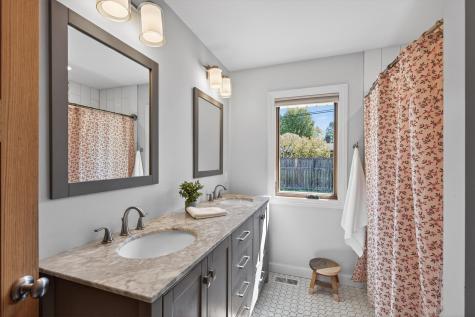 3606 Beard Avenue N Robbinsdale MN 55422