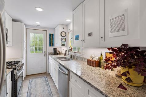 16217 Gleason Lake Road Wayzata MN 55391