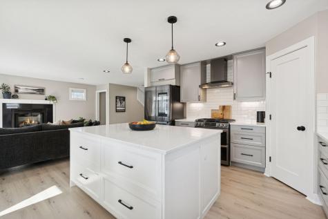 4807 34th Avenue N Golden Valley MN 55422