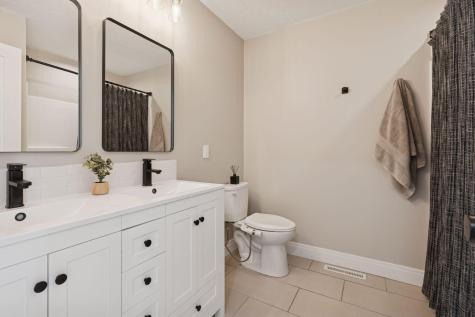 4807 34th Avenue N Golden Valley MN 55422