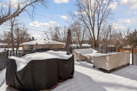 4807 34th Avenue N Golden Valley MN 55422