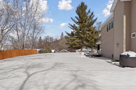 4807 34th Avenue N Golden Valley MN 55422