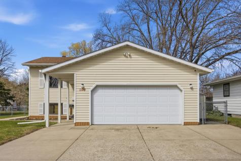 1109 9th Street N Moorhead MN 56560