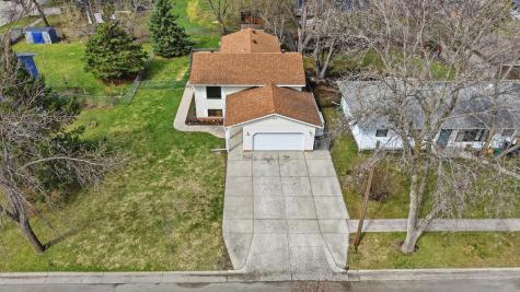 1109 9th Street N Moorhead MN 56560