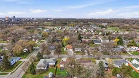 1109 9th Street N Moorhead MN 56560