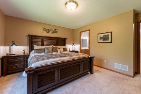 6217 321st Street Way Cannon Falls MN 55009