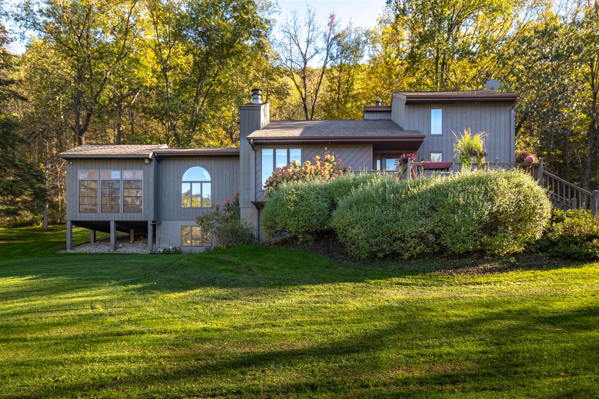 7030 Birchwood Drive La Crescent MN 55947
