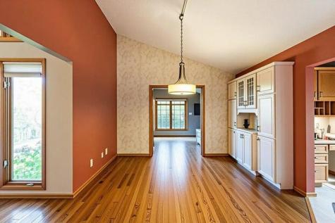 7030 Birchwood Drive La Crescent MN 55947