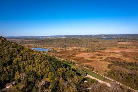 7030 Birchwood Drive La Crescent MN 55947
