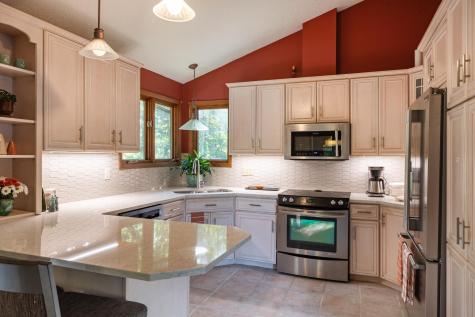 7030 Birchwood Drive La Crescent MN 55947