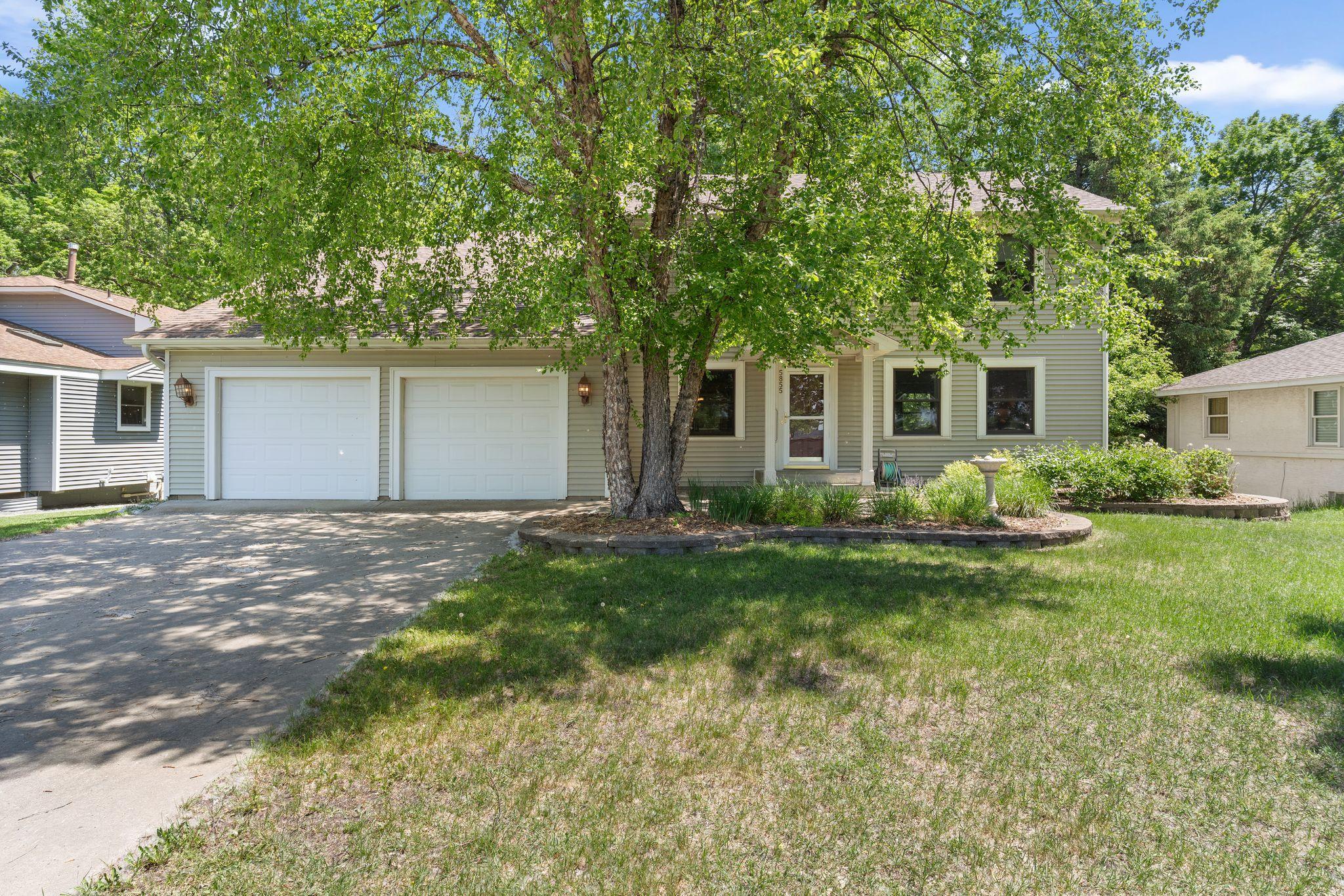 5855 Arthur Street NE Fridley MN 55432