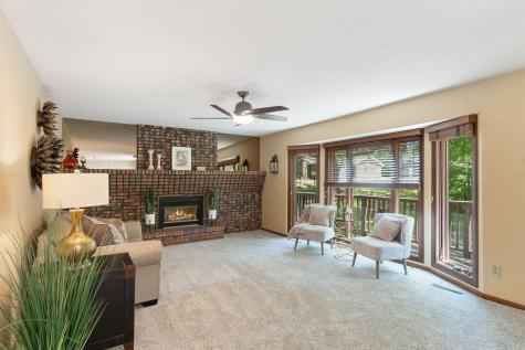 5855 Arthur Street NE Fridley MN 55432