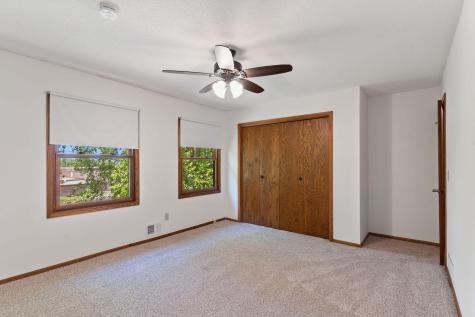 5855 Arthur Street NE Fridley MN 55432