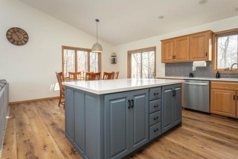 903 Geneva Drive Alexandria MN 56308