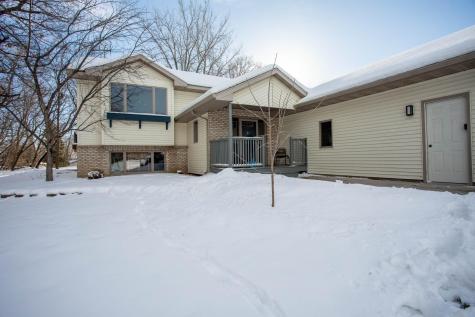 903 Geneva Drive Alexandria MN 56308