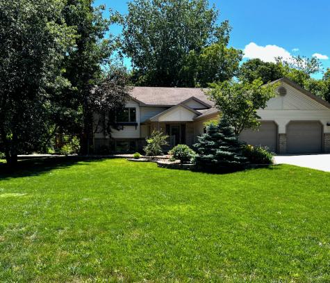 903 Geneva Drive Alexandria MN 56308