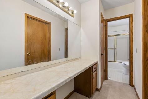 17088 Hamilton Drive Lakeville MN 55044